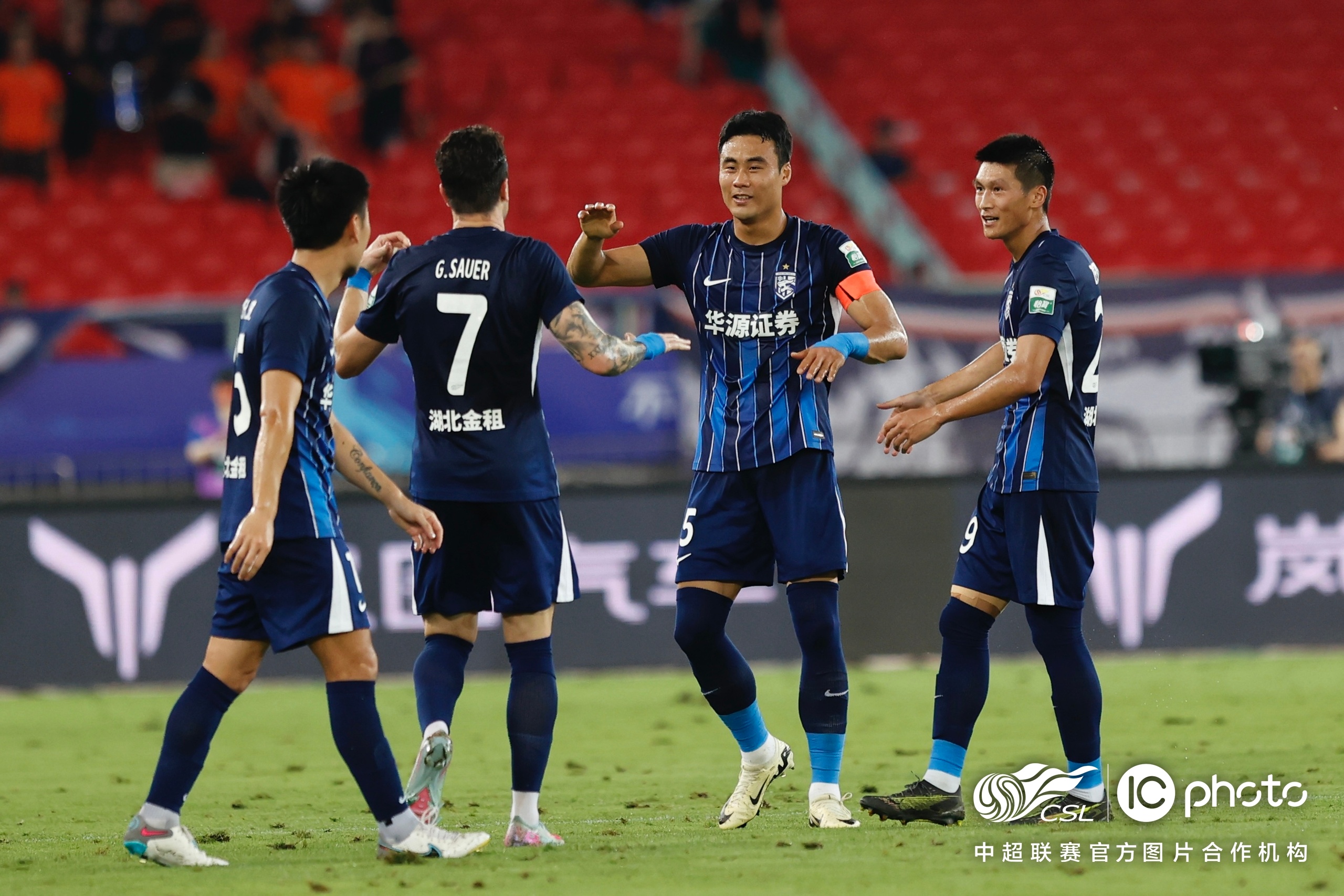 移动端游戏-关于沙夫特享受主场胜利，助力球队前行的信息