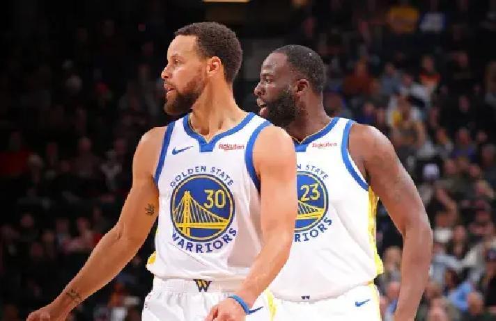 凤凰娱乐下载-勇士主场逆转骑士，三分雨淋湿对手(勇士主场逆转骑士,三分雨淋湿对手是谁)