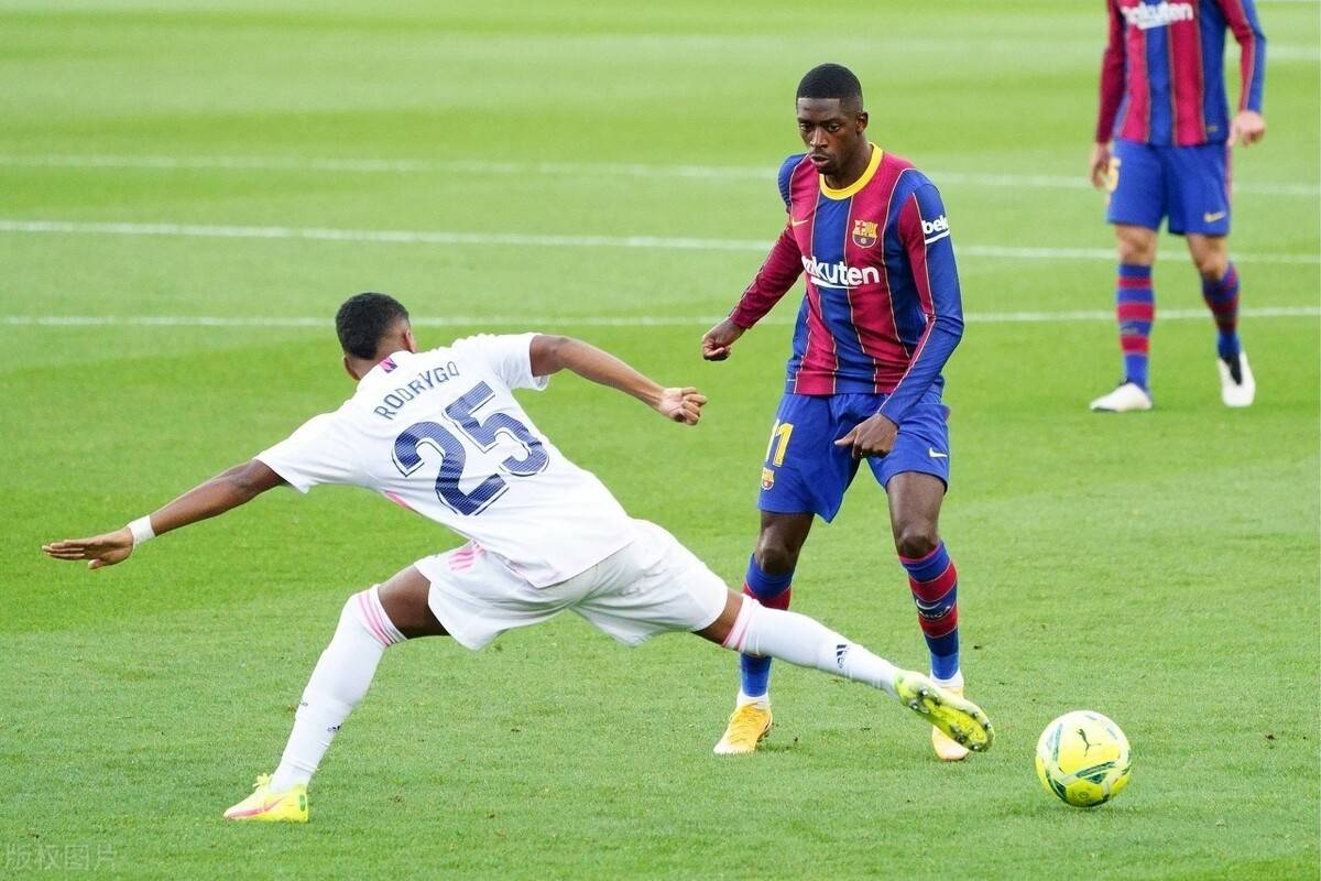 里昂中场阿乌亚透露留队意愿盼助球队跻身前列的简单介绍